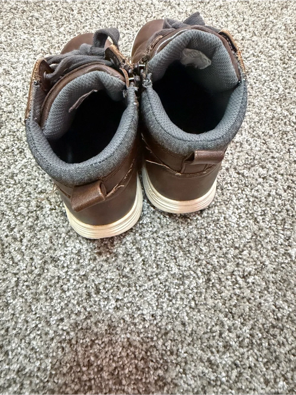 Boy size 3 Brown High-Top Casual Sneakers